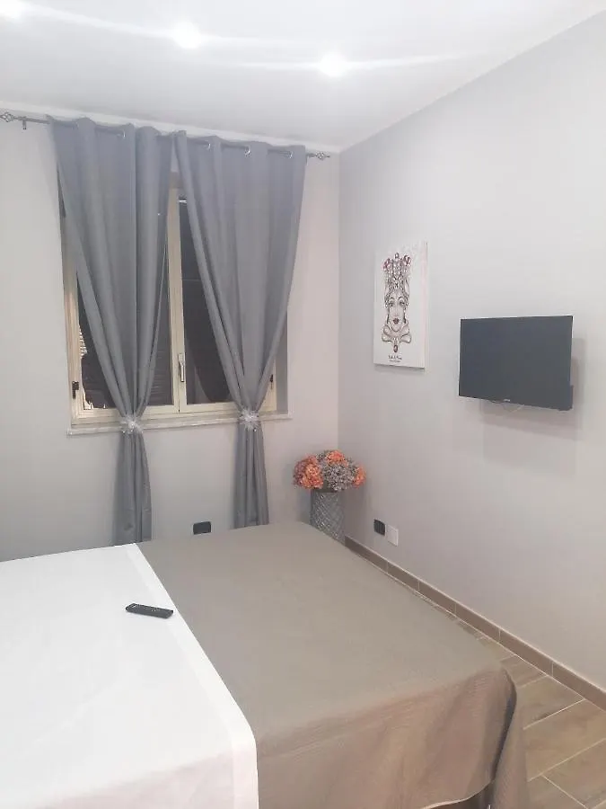 Carlino Room'S Palermo Panzió